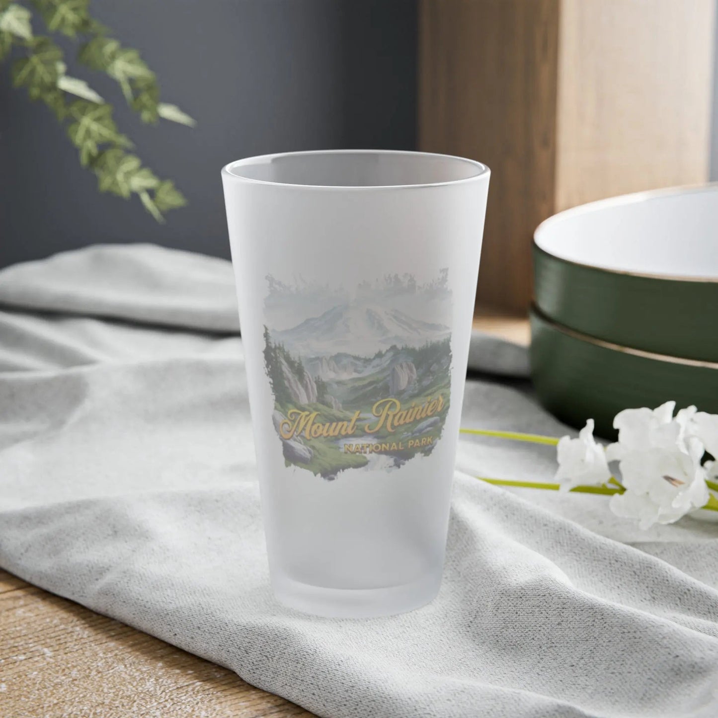 Mount Rainier National Park Frosted Pint Glass, 16oz