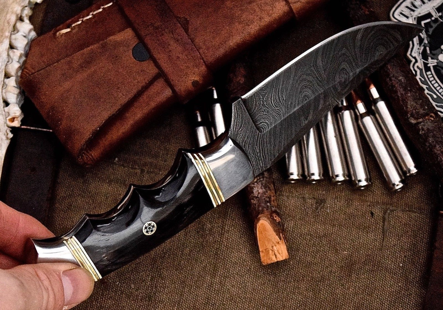 Custom Handmade Deer Hunting Knife with Damascus Steel Blade