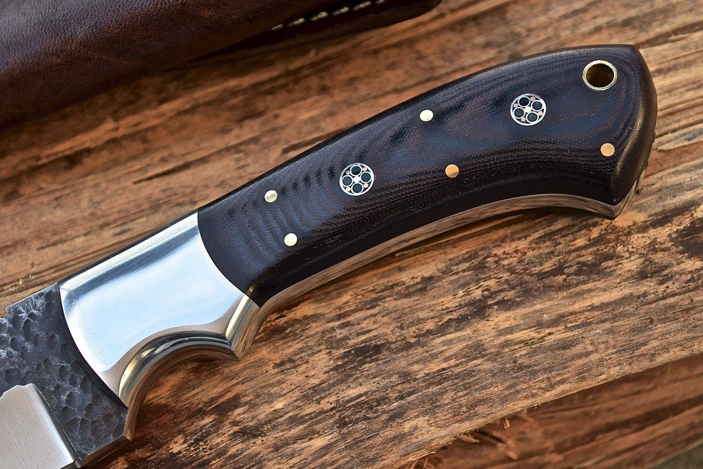 Hand Made D2 Steel Hand Forged Skinning Knife