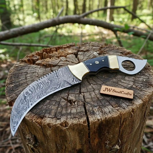 Damascus Steel Karambit 5 Inch Curved Blade Durable Full Tang Design