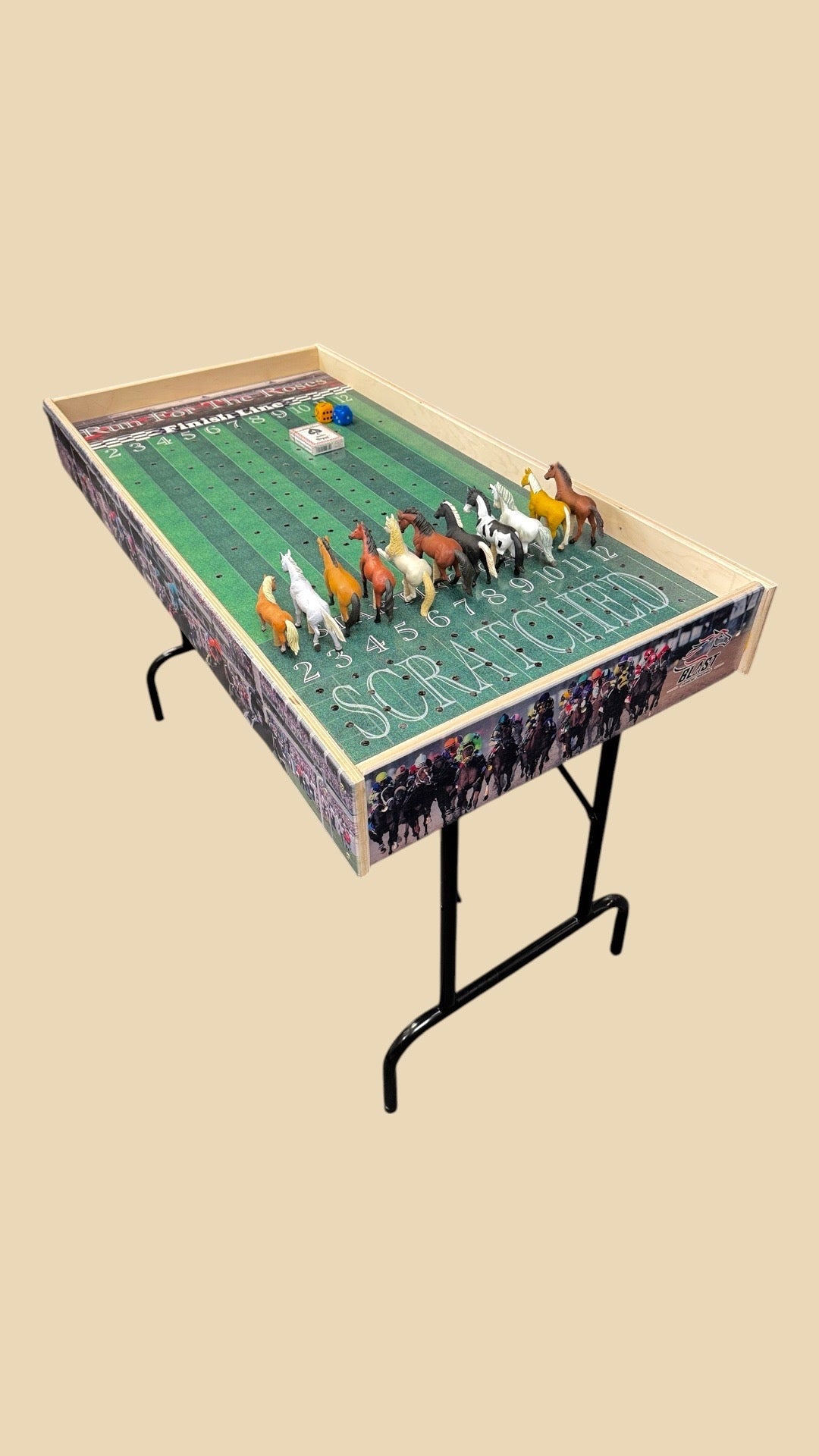 Less than leefext - Jumbo Horse Game with Printed Rails