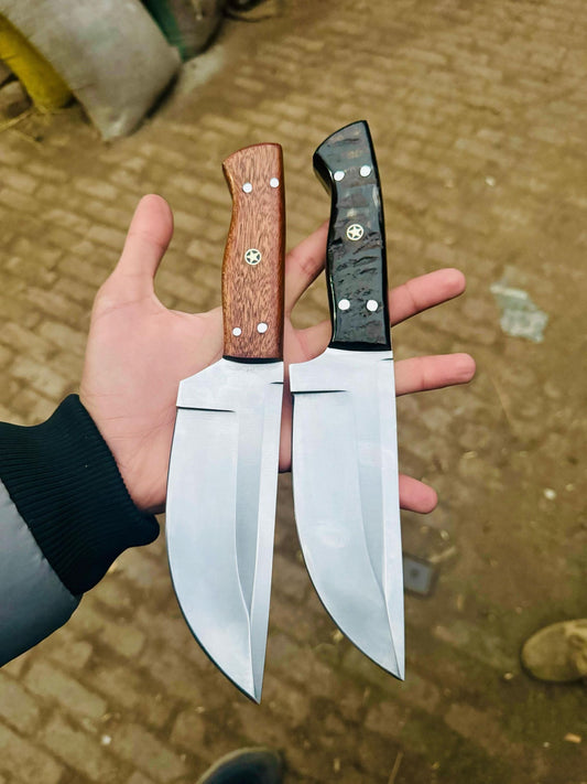 Fixed Blade Hunting Knife – Walnut Wood / Ram Horn Handle Options